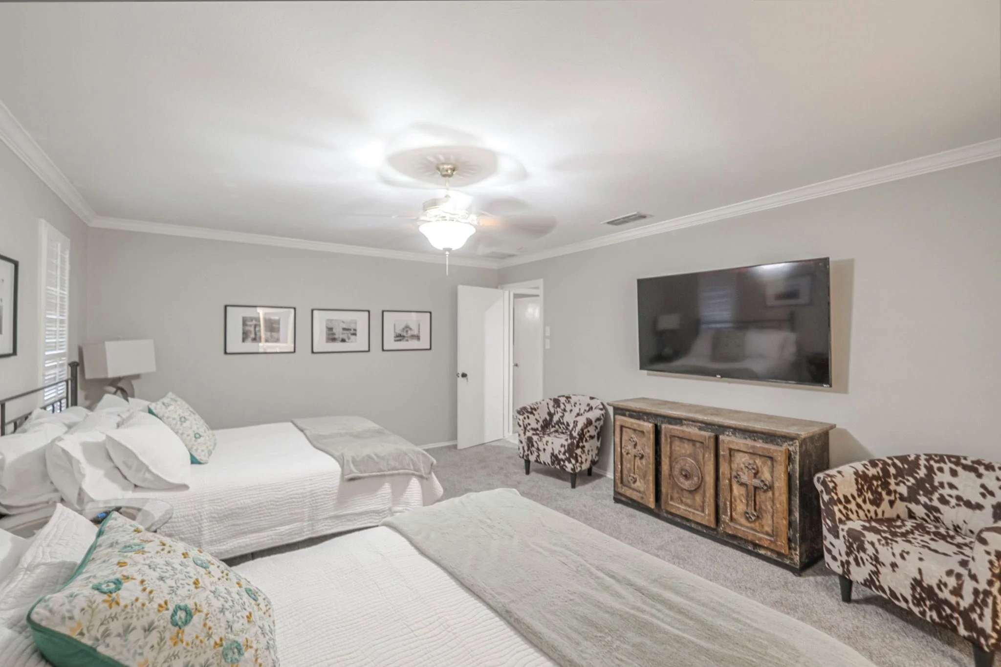 Bedroom at posh private - Photo 3