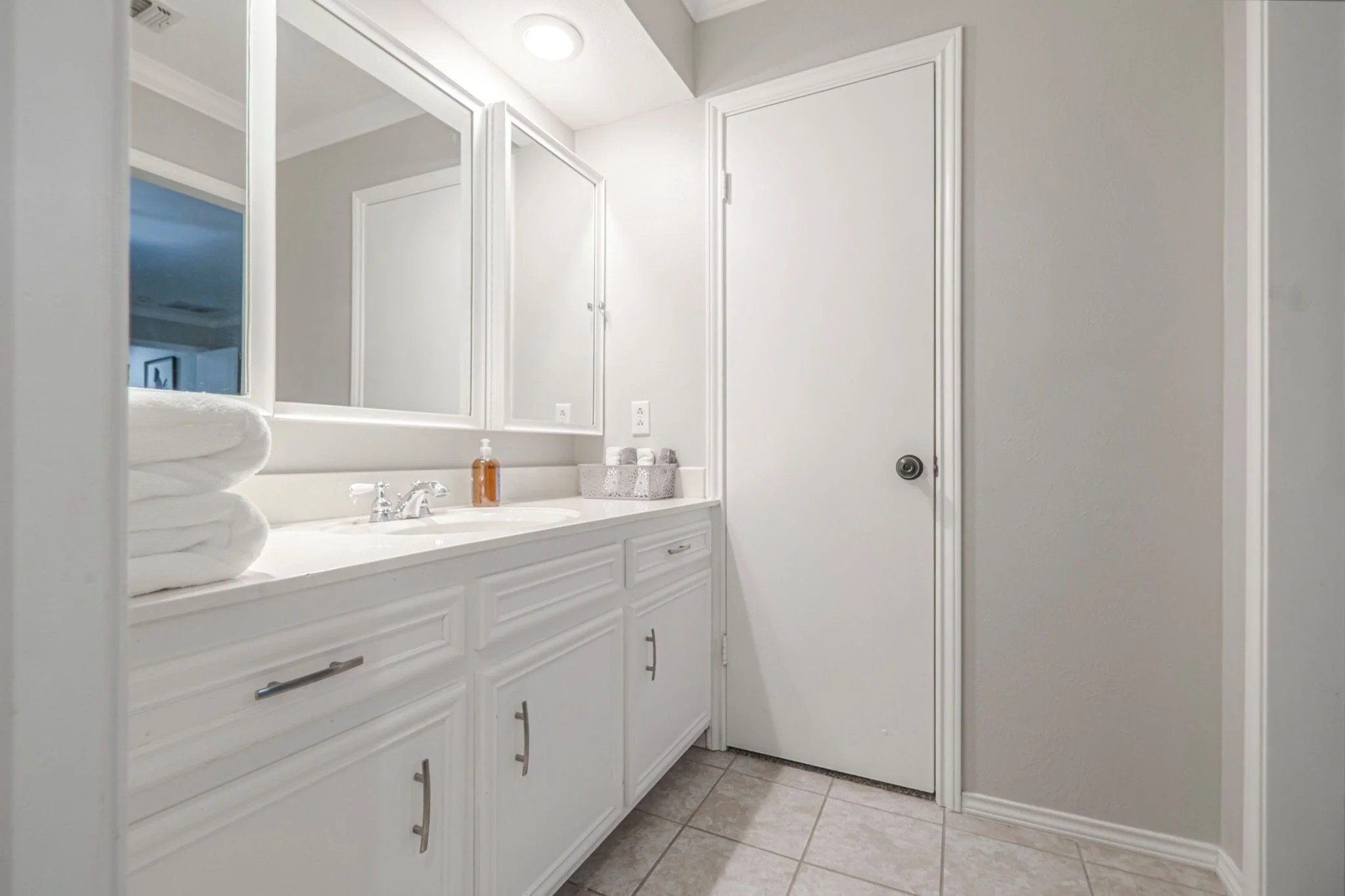 Bathroom at posh private - Photo 9