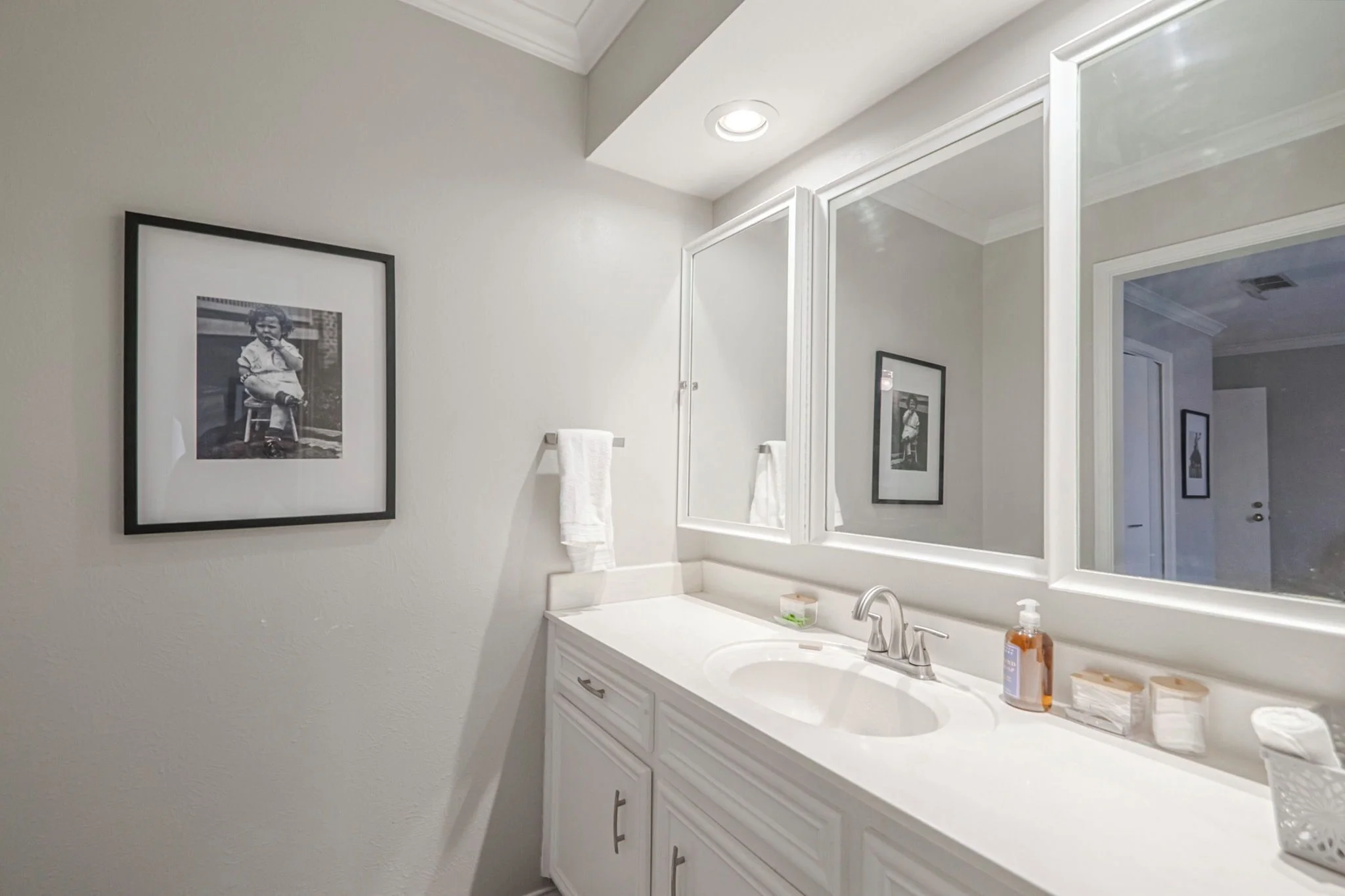 Bathroom at posh private - Photo 1