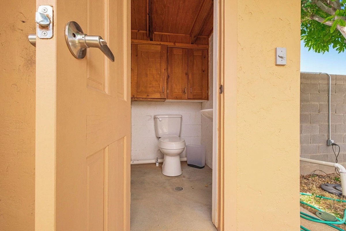 Bathroom at lincoln green - Photo 10